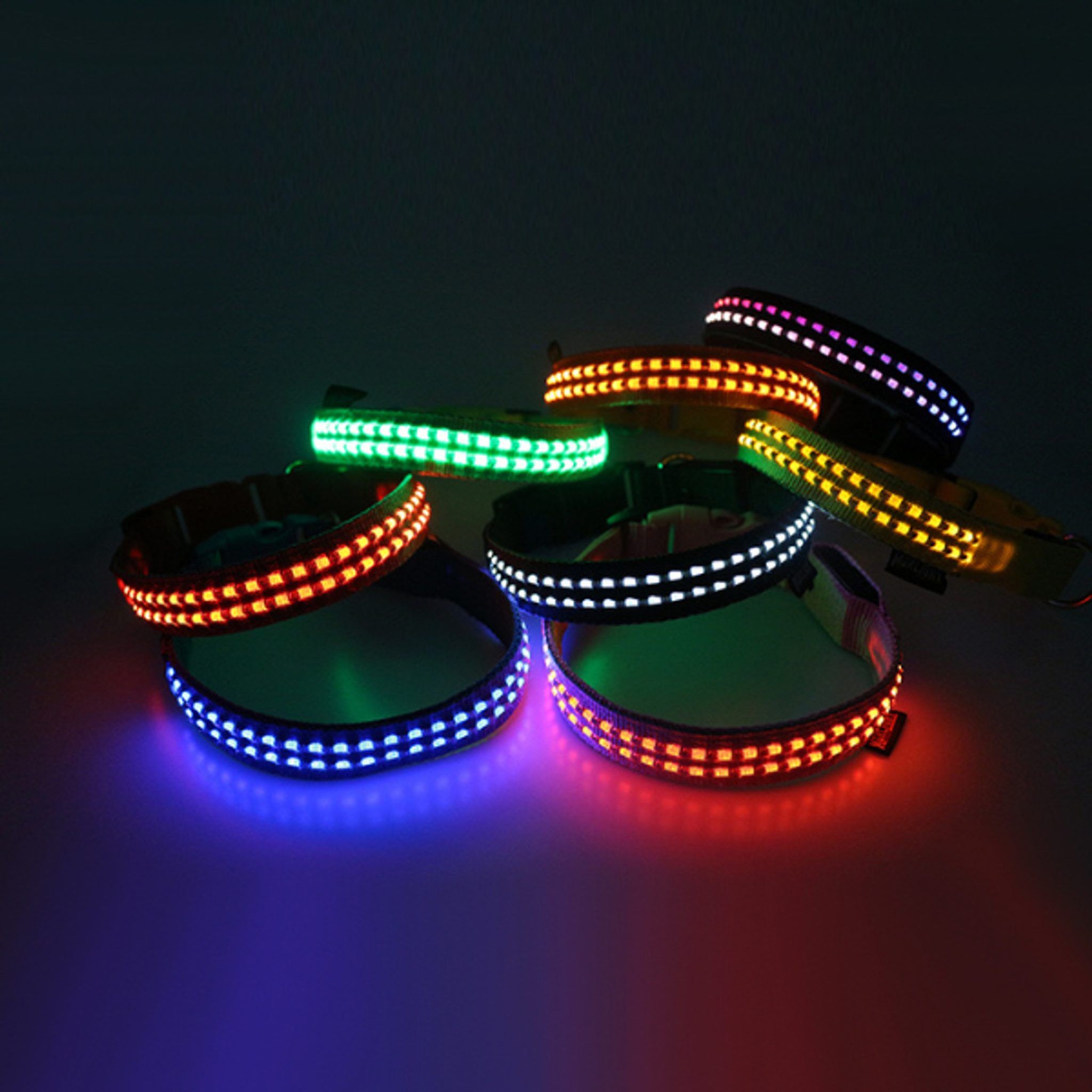 Reedog luminous USB svíticí obojek pro malé, střední a velké psy - Červená L
